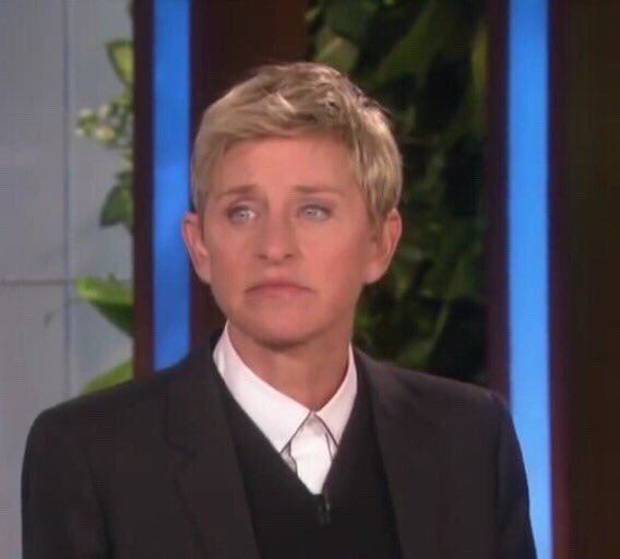 LUV4SWlFT's tweet photo. na vida eu sou a ellen https://t.co/p2znVXs1rb