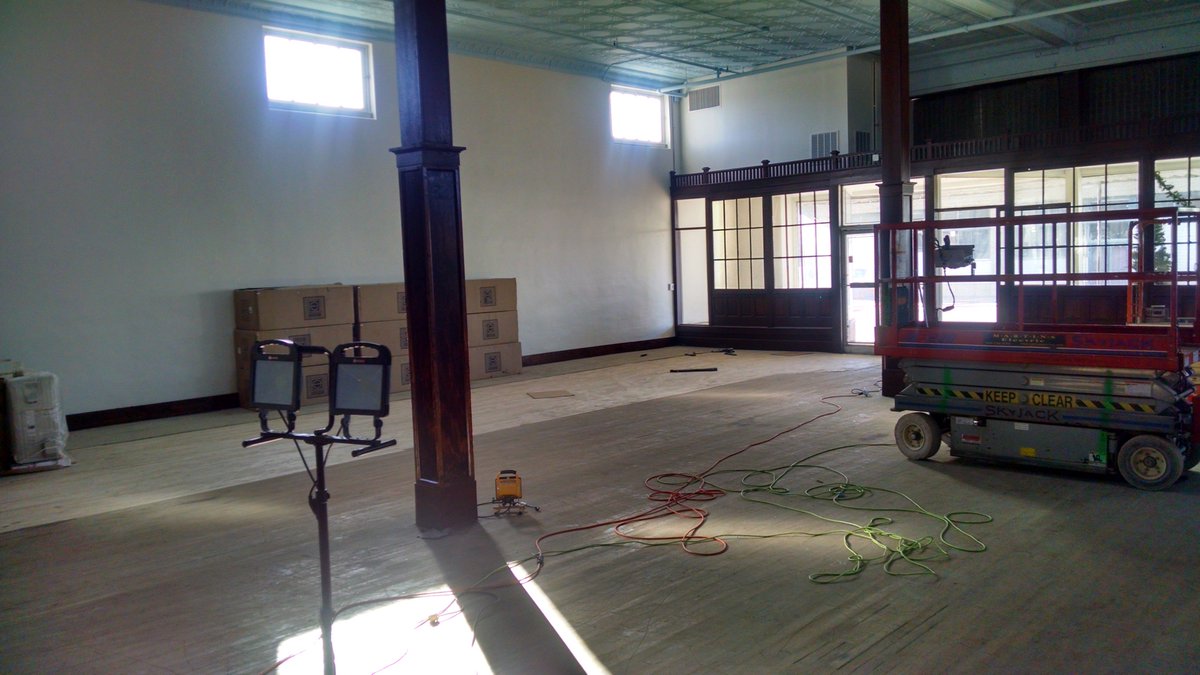StameyStore's tweet photo. More Christmas wishes from The Historic Stamey Event Center and a sneak peak into renovations. #ChristmasDay2018  #Eventcenters @CarolinaBrideNC @theknot https://t.co/kgH3vfG6Oc
