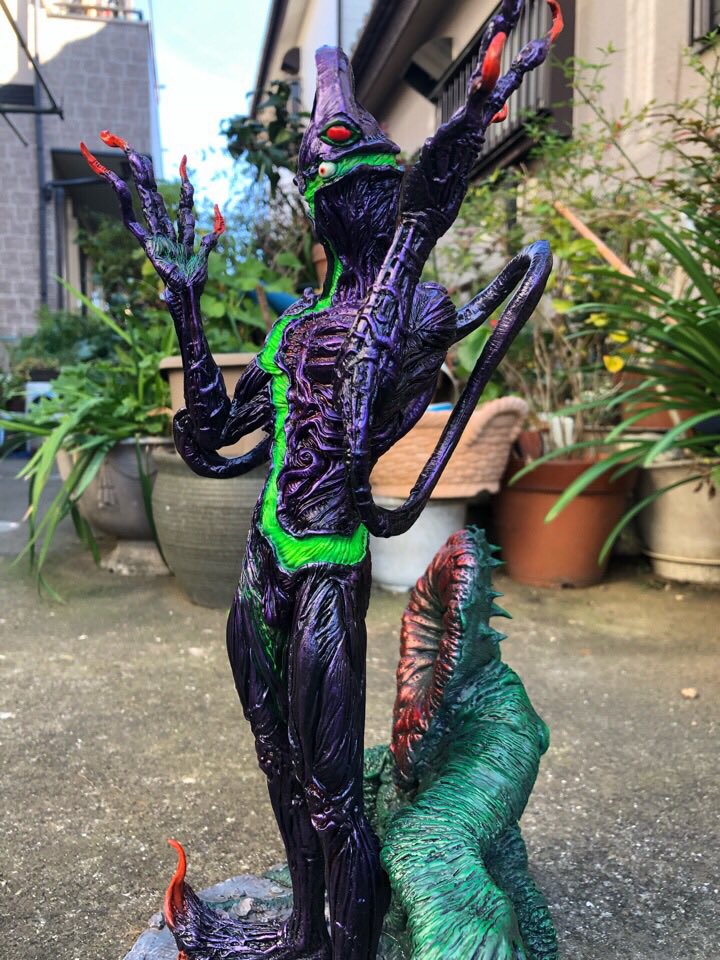 KRS kaiju remix Acro ケムール人 竹谷隆之 www.fmcars.cz