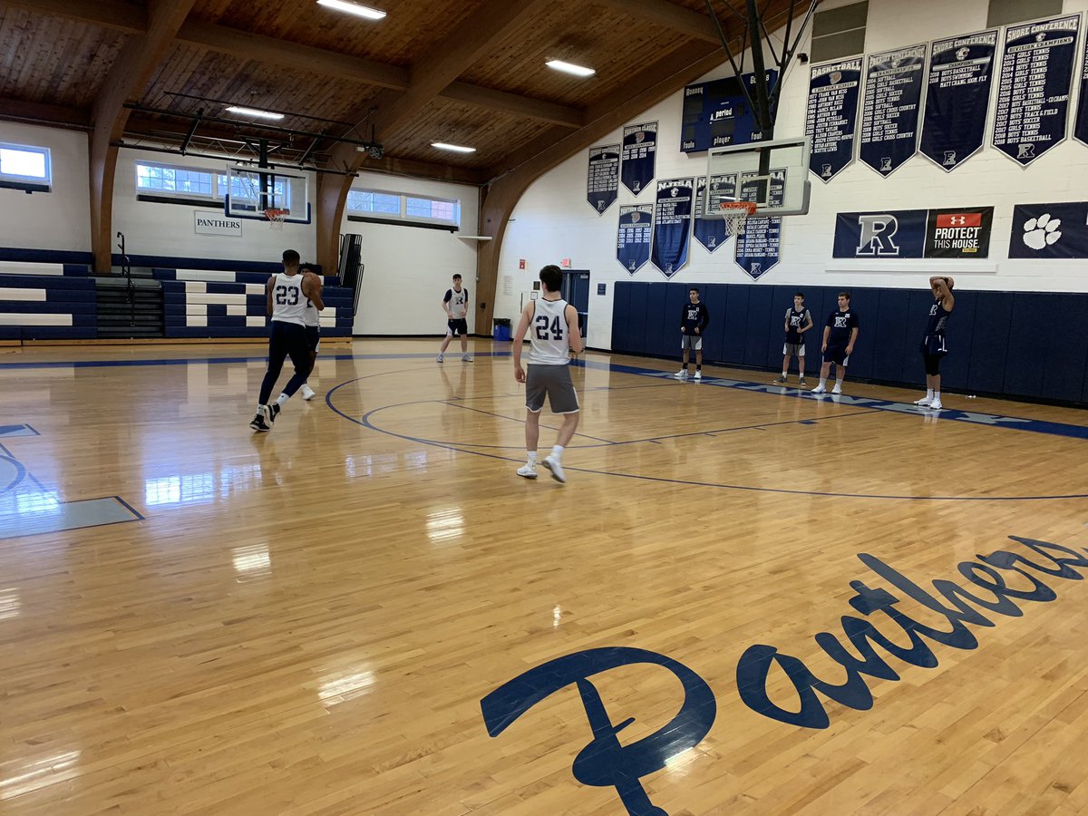 coachtierney74's tweet photo. Great shoot around today. Getting ready to take North Carolina by storm. #ChaseGreatness #GIVE2GET1 https://t.co/qP8XXPK0RP