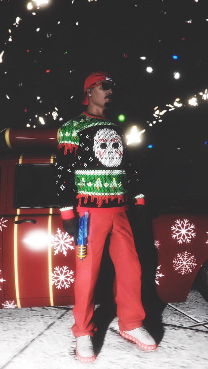 MrNewEra__'s tweet photo. Seasons Greetings 🎄 | @rockstargames .
.
.
#Christmas #GTA #GTAOnline #GTA5 #RockstarGames #RockstarEditor #Arena #War #Snapmatic #Playstation #Gamer #GTAPhotographers #OTSSgaming #DevourYourPrey
.
. https://t.co/q5rRBtXgSZ