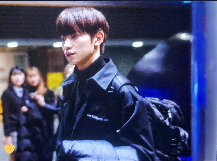 InctVrvr's tweet photo. Wow I’m just noticing now that Wonbeom looks a lot like Seo Kang Joon 😱
#Under19 #WONBEOM #SupportJellyfishTrainee https://t.co/AhDTEJujtu