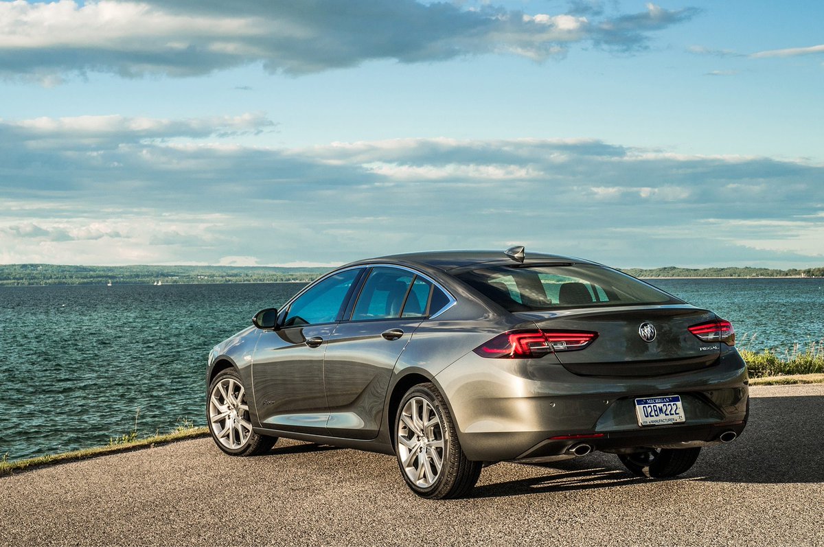 CastleBuickGMC's tweet photo. Make the holiday brighter in the 2019 Buick Regal Sportback. Give us a call tomorrow and get the gift of special Buick pricing! #Buick #Regal #HappyHolidays https://t.co/fvNeVV6FDs