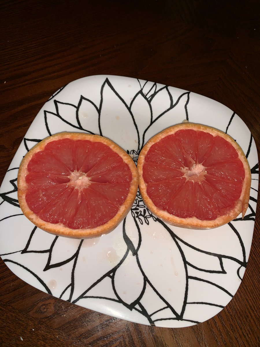i_do_it_all's tweet image. One of my favorite fall traditions...#southtexas #RubyReds #grapefruit #yum