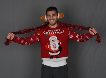 View image on Twitter