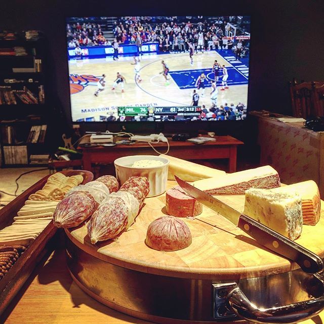 TPhilly17's tweet photo. So this is Christmas ... https://t.co/OaVBtbfVX7