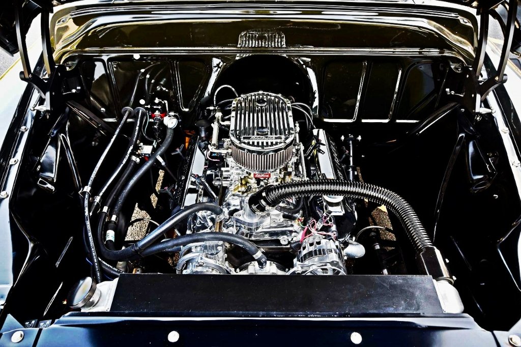 bonimecX's tweet photo. 1956 #Chevrolet Truck #ClassicsCar https://t.co/D4U1G4q0Su
