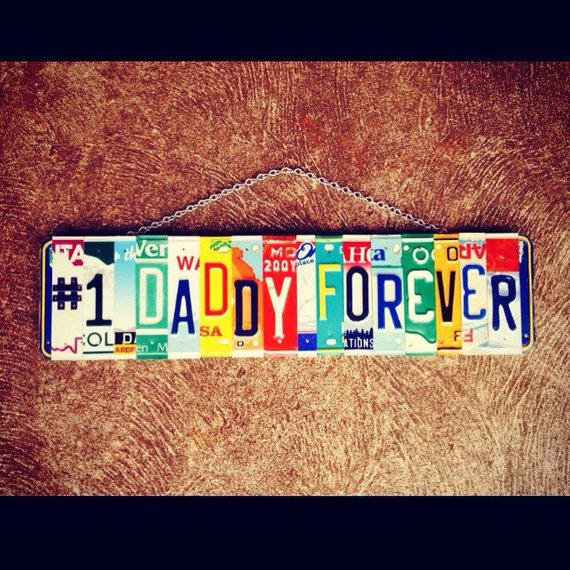 trvlnsoulstudio's tweet image. GREATEST DAD Sign. Gift for Him. Fathers Day Gift. Gift for Dad. License Plate Gift for Dad. License Plate Art. Garage Sign for Dad. #GarageSign #ForDad 
$120.00
➤ goo.gl/Tc1S4w