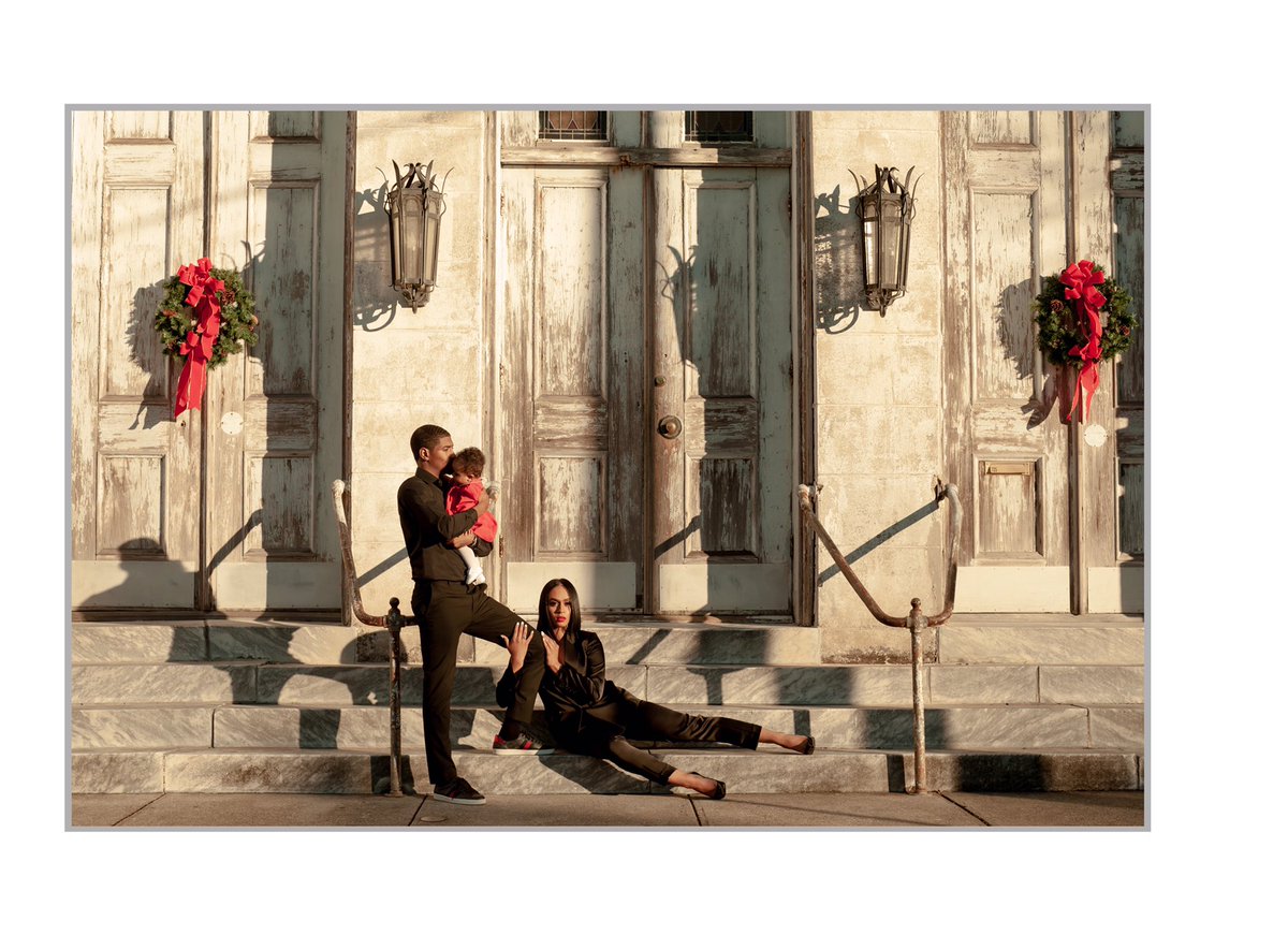 jlenab_'s tweet photo. Let the spirit of love gently fill our hearts and homes. Best wishes for a wonderful Holiday and a happy New Year!🖤 https://t.co/LxbRqnh86A