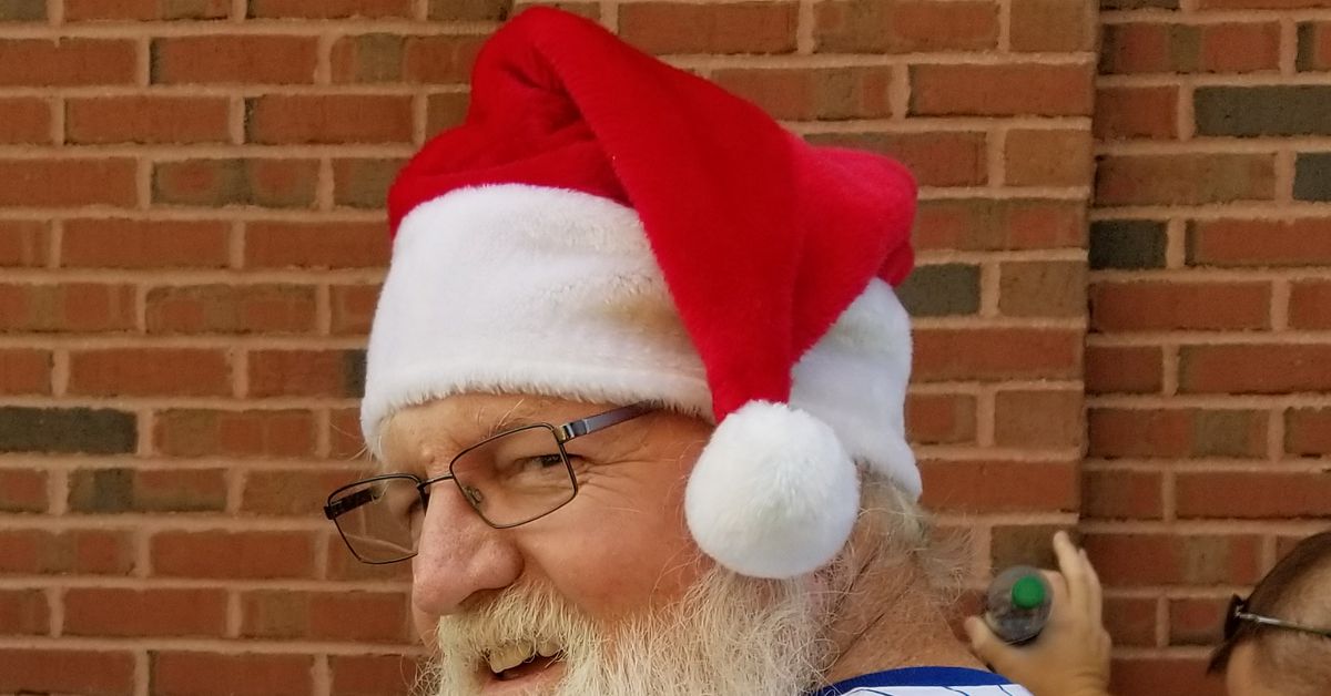 Merry Christmas from BCB bleedcubbieblue.com/2018/12/25/181…
