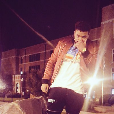 arnoldrockyy's tweet photo. #NewProfilePic https://t.co/VCxd7FkRGg