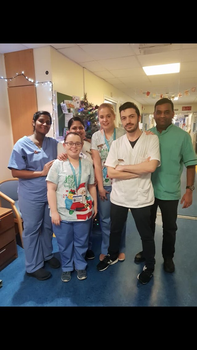 dee_lennon's tweet photo. The call bells were ringing out for Christmas Day! Business as usual in @Beaumont_Dublin #TeamJervis #WeAreWorking #ImAtWorkLeo https://t.co/9fkV4uamf3