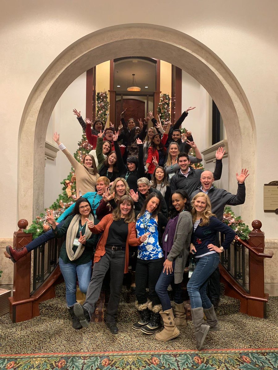 Wishing you a festive holiday season and a New year of peace and happiness! Merry Christmas 🎄 from CalgaryNorth and Saddletown riders🙏 <a href="/robghazal/">Robert Ghazal</a> @RussAnderson_TD <a href="/ShawnnetteF_TD/">Shawnnette Fraser</a> @AndrewP_TD <a href="/BeatonNicole/">Nicole Beaton</a> @DavidZubot <a href="/Gabipa/">Gabriela Cisneros</a>