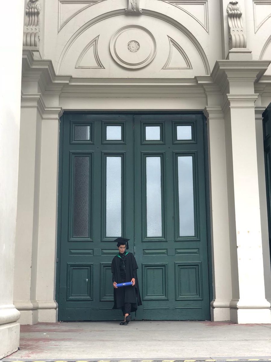 Anoudxp's tweet image. - على اليمين صورة رفض طلب الإبتعاث ،أما في جهة اليسار هي تلك التي رفضت أن تستسلم من الرفض الأول ! . نعم في الثامن من ديسمبر تخرجت شهادة الماجستير الثانية من جامعة ملبورن في أستراليا  ، هي خطوة صغيره لما هو قادم ! . على أتم الإستعداد لمواجهة أخرى . 🖤🎓