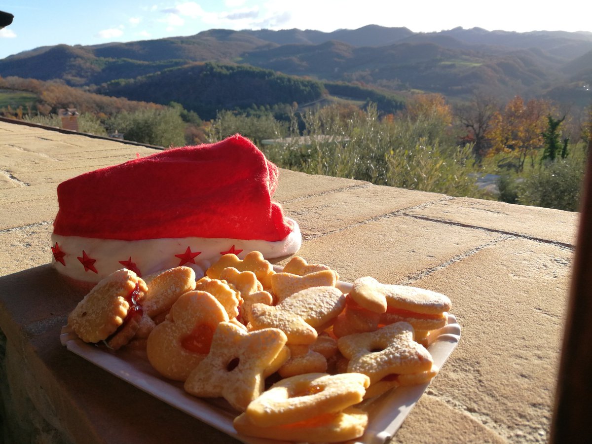 SentieroArmenza's tweet photo. Momenti di dolcezza... #assisi #parcodelsubasio https://t.co/my1VmCRysI