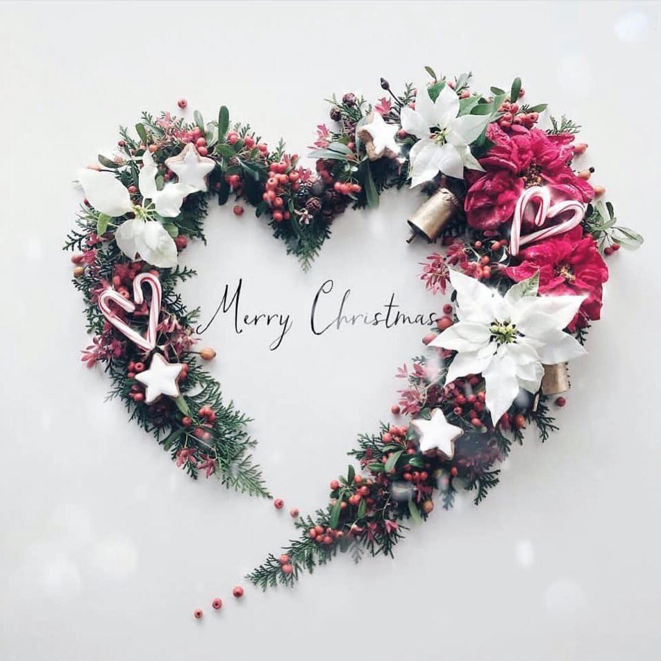 ssinchyy's tweet photo. Have a beautiful holidays everyone 
#MerryChirstmas #HappyHolidays https://t.co/zmSSVQsKk2