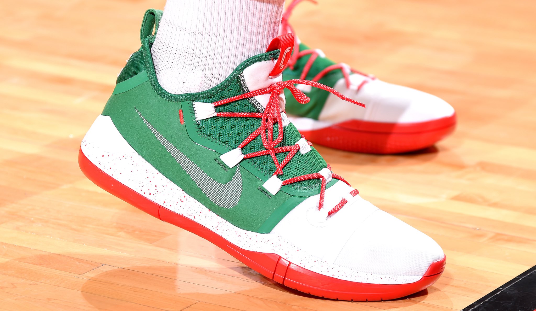 kobe ad christmas