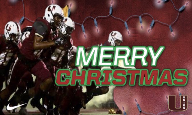 TheU_FarmersFB's tweet photo. Merry Christmas from the Union Farmer Football FAMILY!!!
🙌🏼🏈🎅🏻🌲 #RC53 https://t.co/fx0rgBsIVd