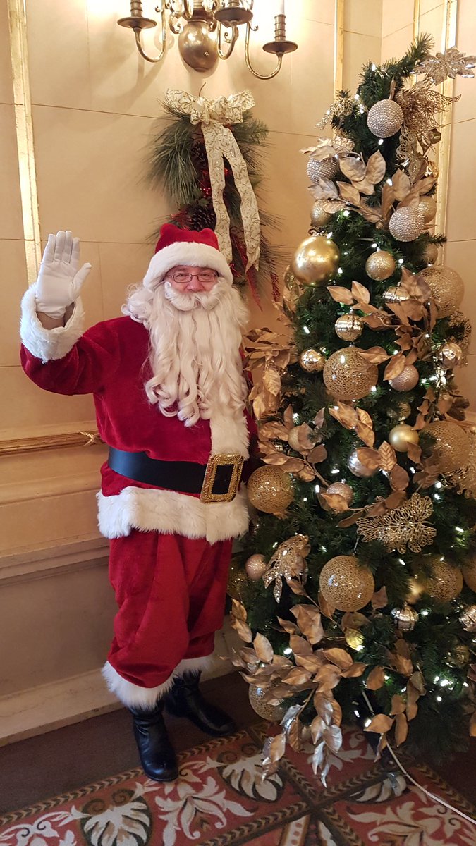 teddysims007's tweet photo. Wishing you all a "Merry Christmas" and best wishes for a "Happy New Year...!" 🎅
#MerryChristmas
#HappyHolidays #ChristmasMorning #ChristmasDay
#ChristmasEve #MerryChristmas2018 #Winnipeg https://t.co/sR4icDwYJa