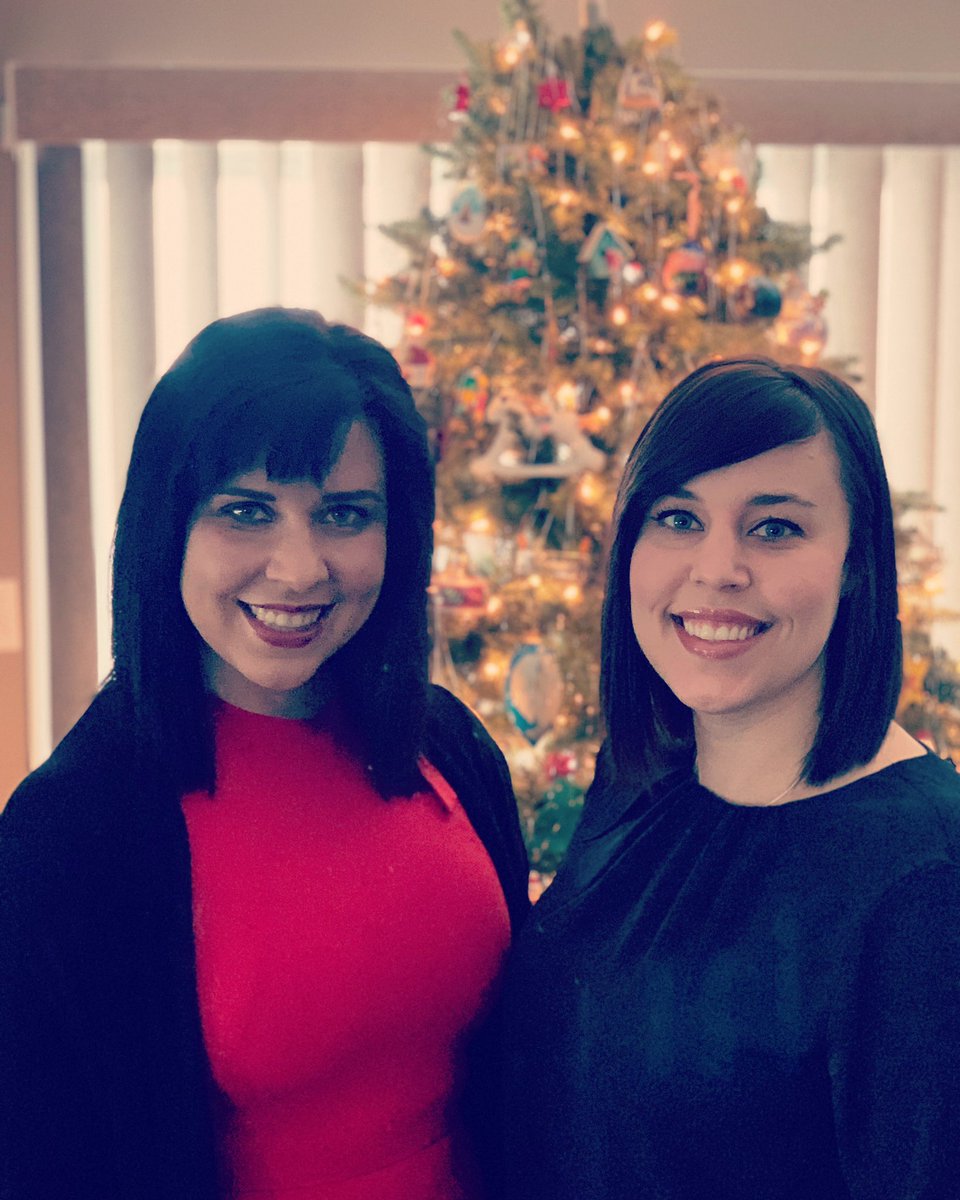 alexaparnwell's tweet photo. Merry Christmas everyone! 🎄🎅🏻🎁
#yeg #christmas #merrychristmas #holiday #family https://t.co/C8Nu6y3bH9