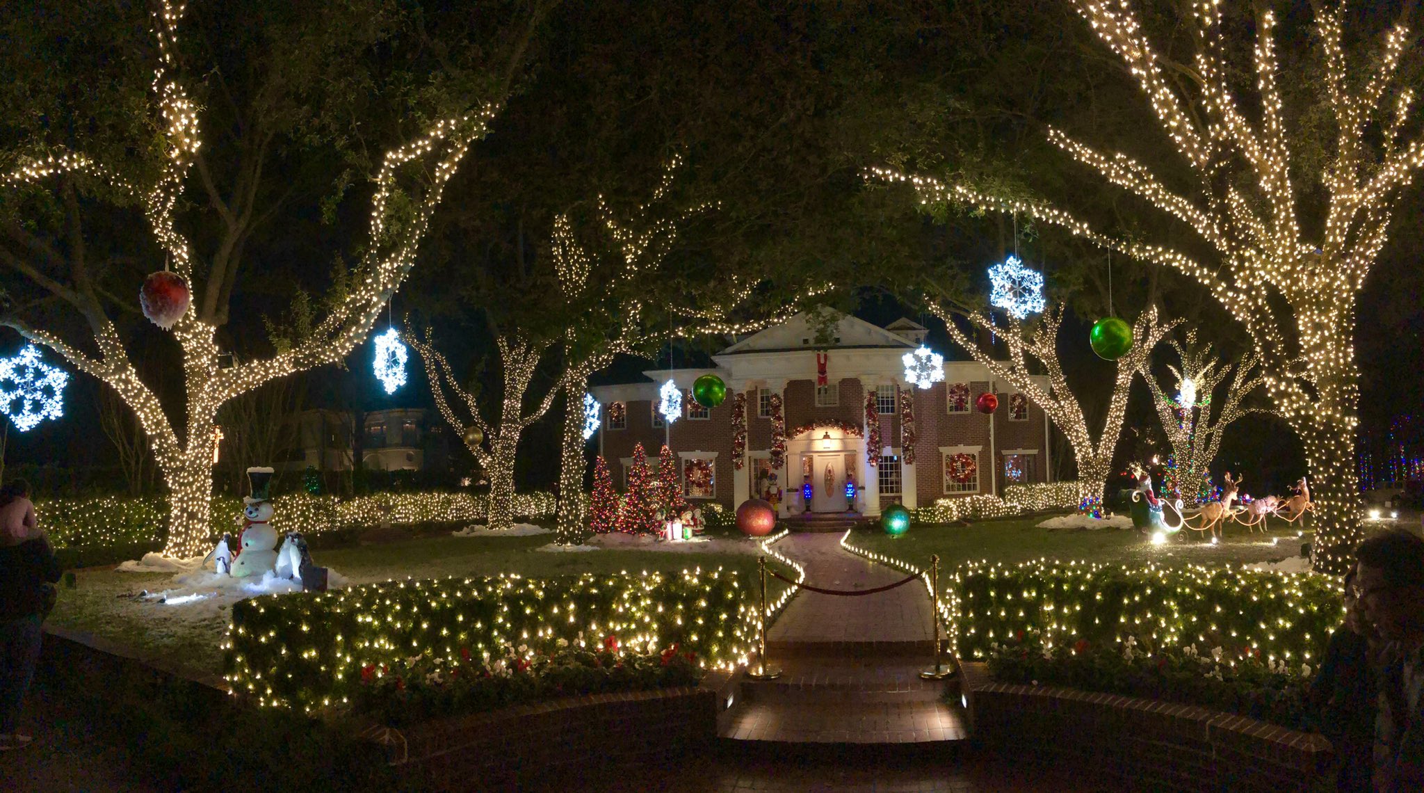 Brayden Siau on Twitter "The Christmas Lights in the River Oaks