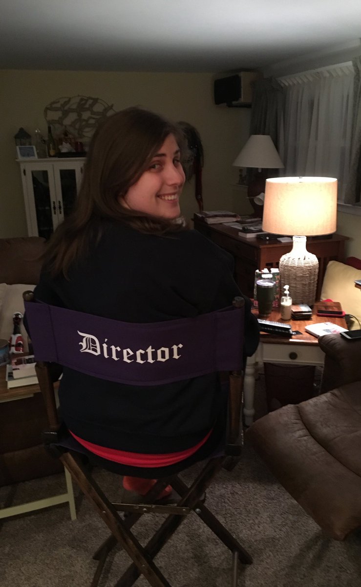 MissPTweets213's tweet photo. Mama and Papa P know what’s up when it comes to holiday gifts 😎🎭#showseason #letthegamesbegin #directorstatus https://t.co/R3lYy1IByk