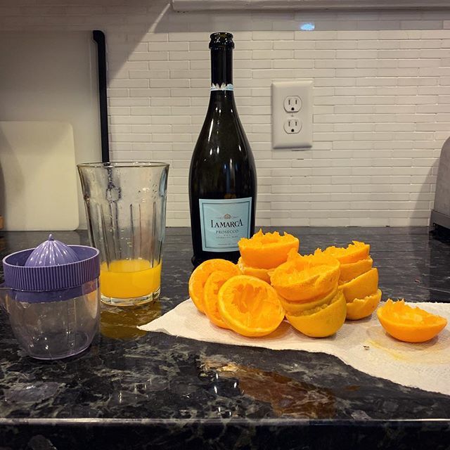 zan_duncan's tweet photo. The mimosa-maker who saved Christmas @ ME (@isabelsophia ) https://t.co/95uer64zRN https://t.co/tJ1O70iI8p