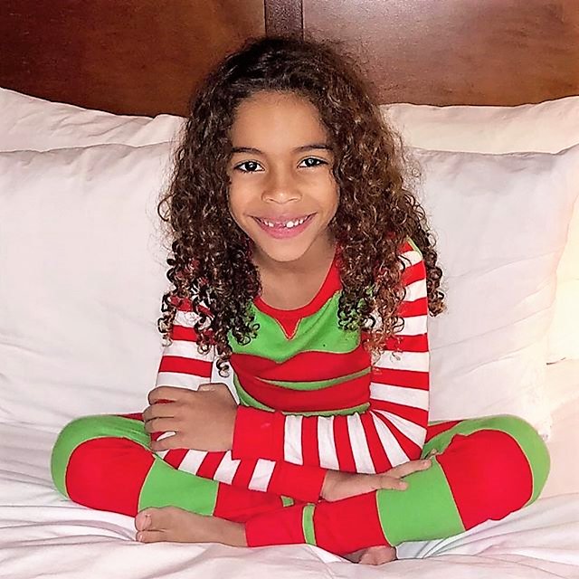 Hmmm.....can you guess what I wanted for Christmas? 🎅🏽🎄😉
MERRY CHRISTMAS EVERYONE!!
Management: @zuriagency
Wearing: @Target
#alliwantforchristmas #happyholidays #tooth #elf #santa #joy #zurimodelandtalent #target #elfpjs