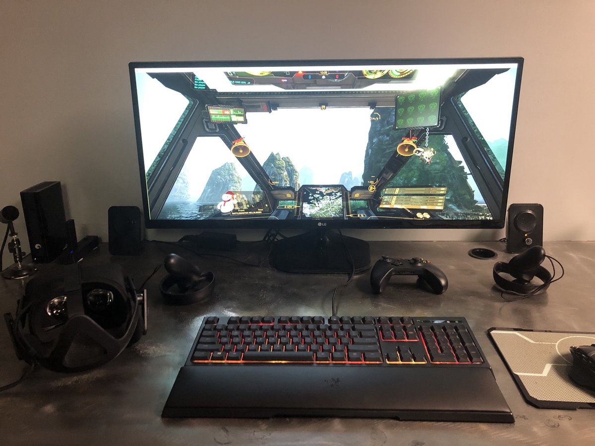VirtualWorldLLC's tweet photo. Who knows the secret sauce to make the @Razer Chroma Ornata keyboards behave super fancy like @PiranhaGames did at #MechCon? I’m not saying the demo at #MechCon made us buy the keyboards, but it totally made us buy the keyboards. @NoGutsNoGalaxy @banditb17 @Aces_Wild_MWO https://t.co/lK6M8xjR79