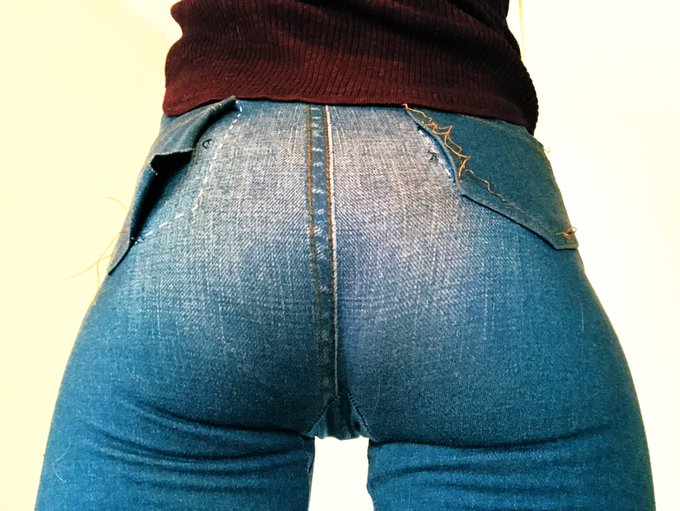 💋🎄😇😍❤️ https://t.co/IXlkrI87cQ<a href="/tag/athomerealness"class="tags"><span>#athomerealness</span></a>