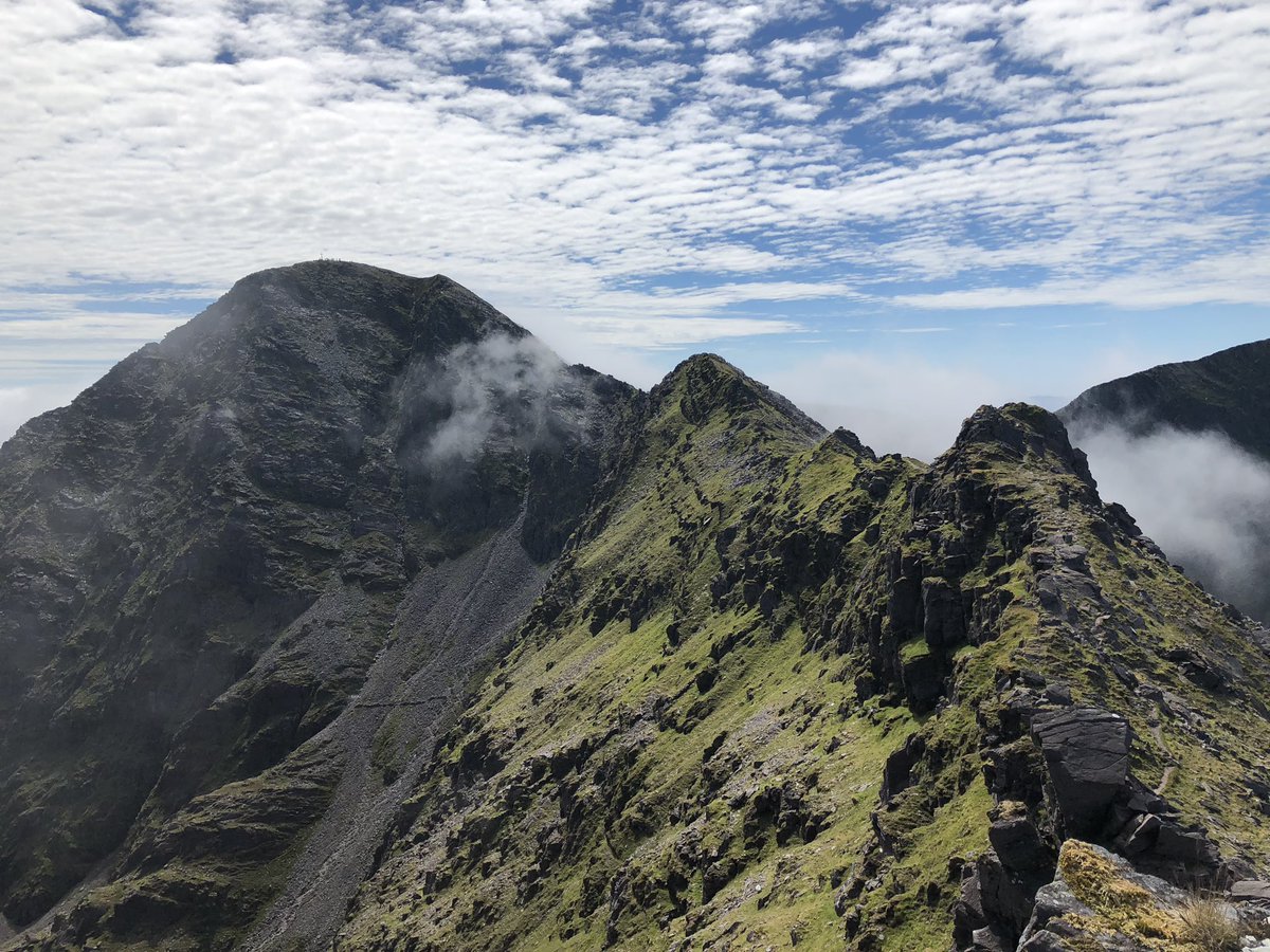 HiPointIreland's tweet photo. #HighPointPhotoOfTheYear 2018 finalist. #Carrauntoohil1039m by @anthonyodonovan. https://t.co/RVtie6Q8E8