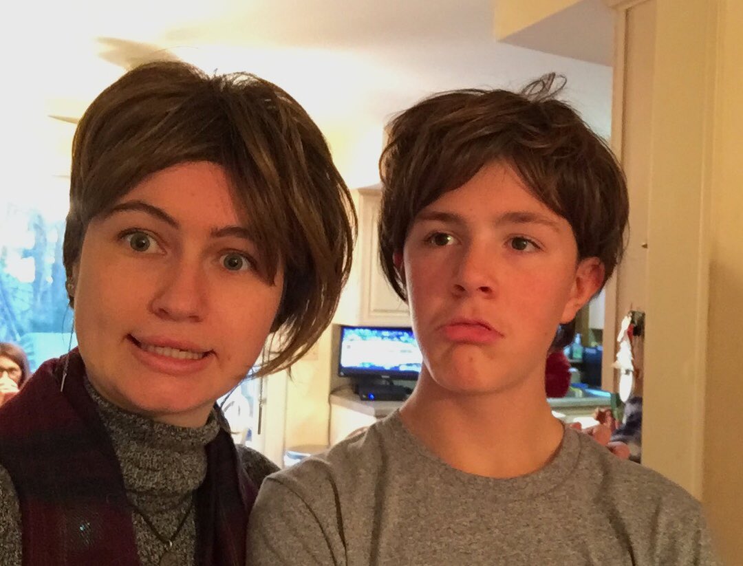 juliapopsicles3's tweet photo. Found my grandmother’s secret stash of wigs in a closet. 

I call this photo series: Family In Wigs

There are more wigs but I’m still searching for them.... 🧐 https://t.co/6lTcTrL2lI