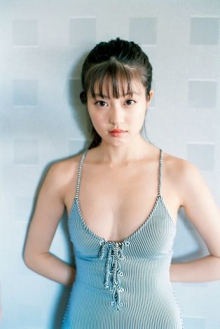 【画像】今田美桜の胸は豊胸ではなく天然Fカップ？！昔との比較で豊胸説も調査！