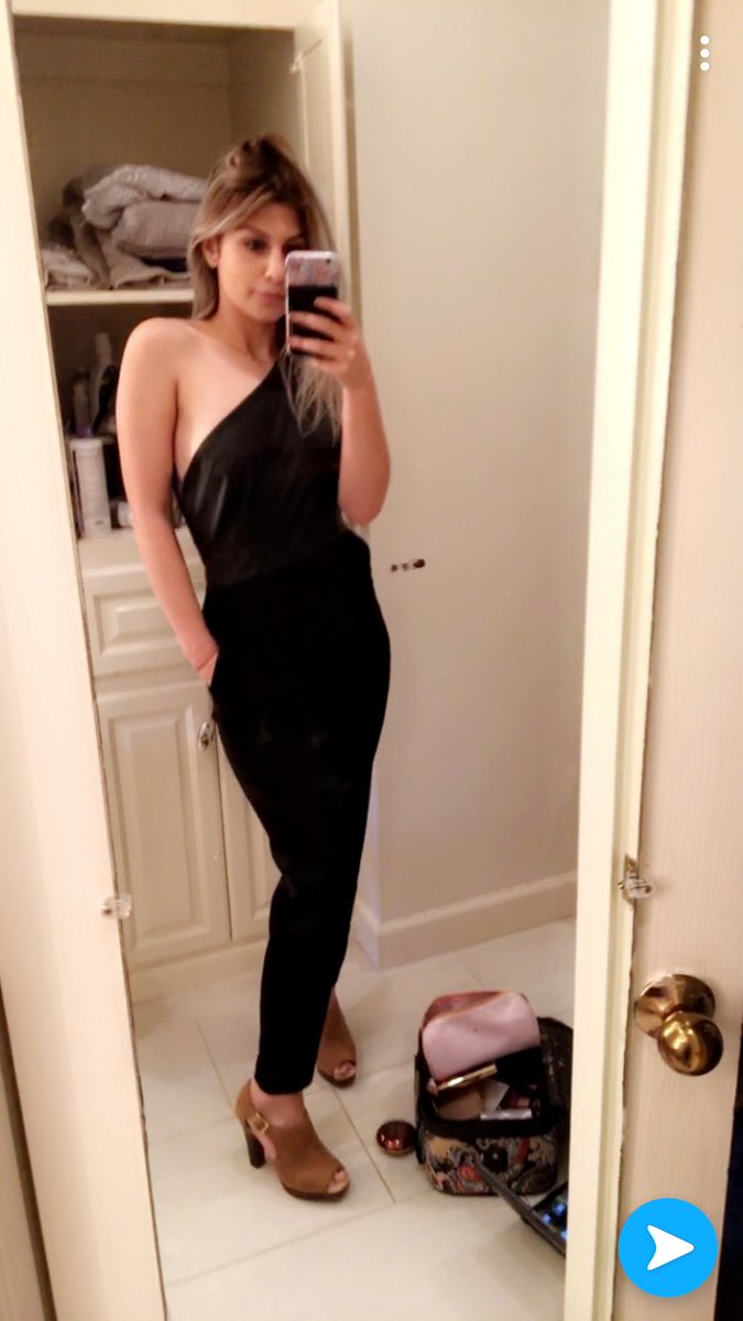 LillianRote's tweet photo. ❤️🍾 https://t.co/VPpFypPapS