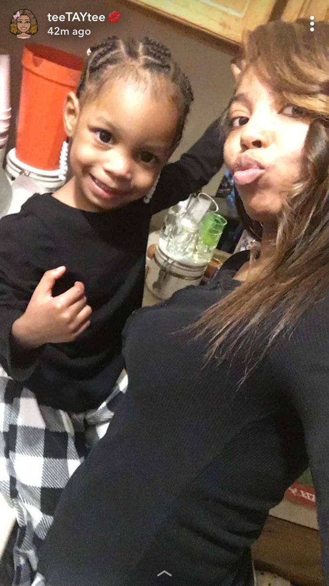 ___sheCOOLING's tweet photo. happy daughter, happy Mother 🎁 i love you baby ❤️😍🎄 https://t.co/qJwWMOMD8r
