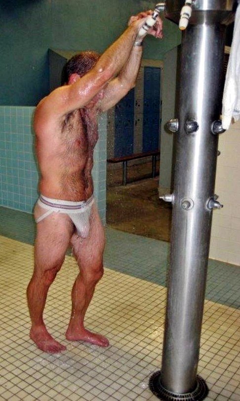 “Shower jock” .