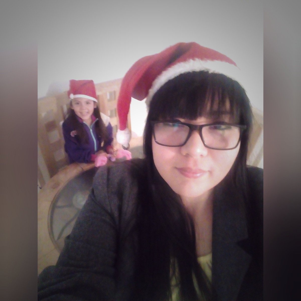 SandraRoblesOfi's tweet photo. Cuando estábamos esperando la cena de navidad.
#Navidad #Nochebuena #SandraRoblesMx #SandraRecomienda #AmoAMiHija https://t.co/iJTjotG8Hb
