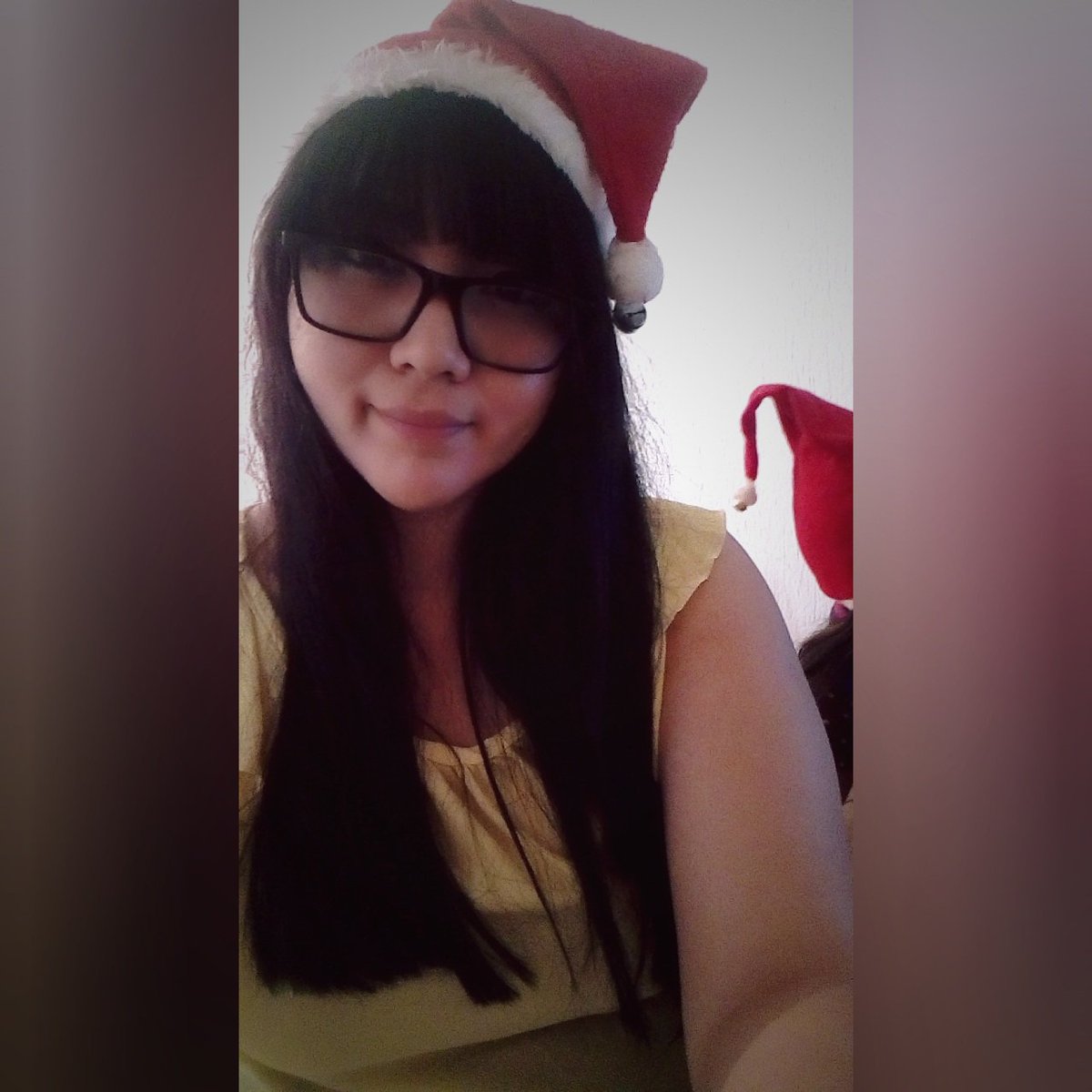 SandraRoblesOfi's tweet photo. Cuando estábamos esperando la cena de navidad.
#Navidad #Nochebuena #SandraRoblesMx #SandraRecomienda #AmoAMiHija https://t.co/iJTjotG8Hb