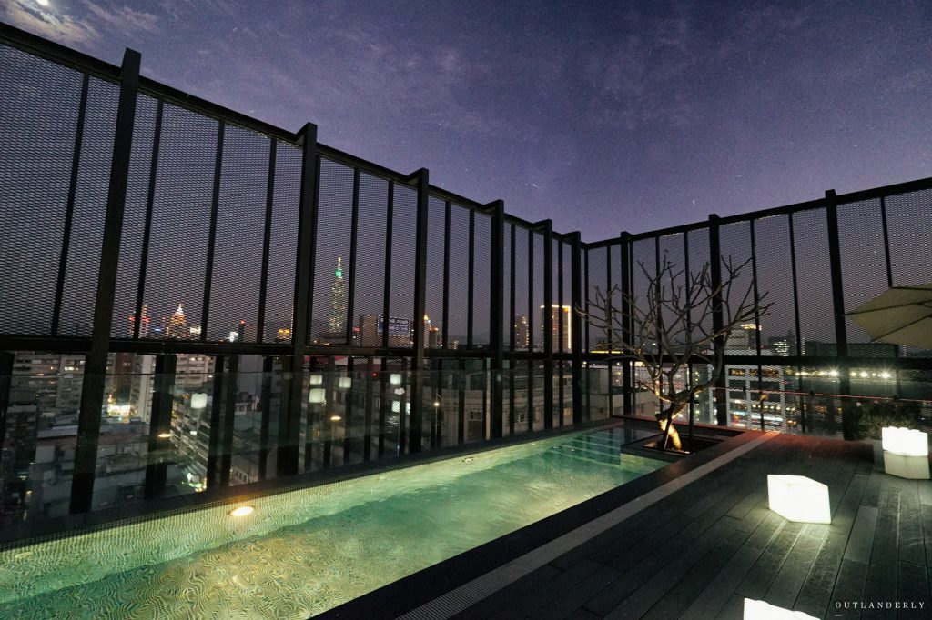 outlanderly's tweet photo. Best Boutqiue hotels to stay in Taipei for the holidays https://t.co/hL0MbcGDk3 https://t.co/ppoT1EvnyR
