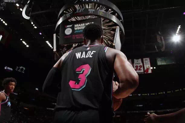egoistic3's tweet photo. Dwyane Wade #NBAVOTE https://t.co/egin11YvL2