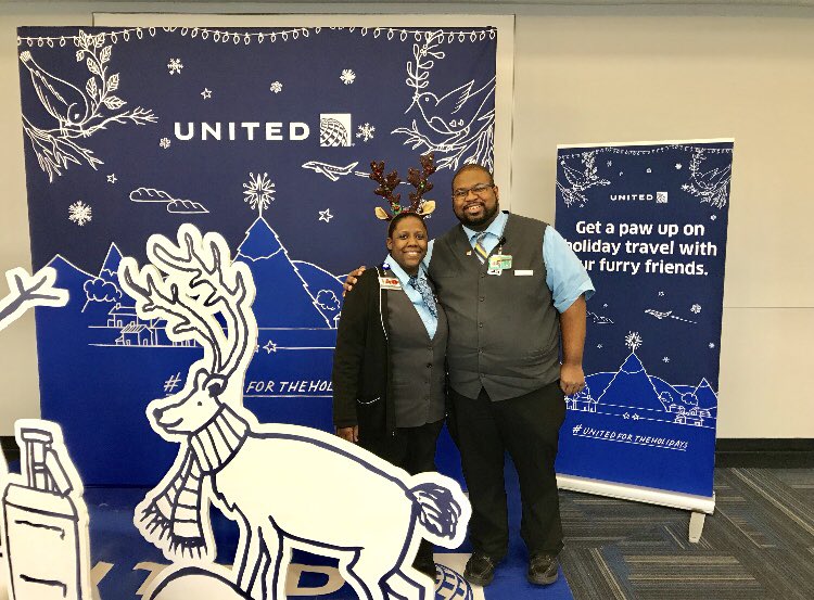 AlphaDiallo315's tweet photo. United employees at Dulles came together as a family to enjoy the wonderful Christmas meal and sharing one of our most important times of the year! @weareunited #UnitedForTheHolidays @OmarIdris707 @susannesworld @HendyGeorge @rich_kushner https://t.co/oAMD6Z4sYQ
