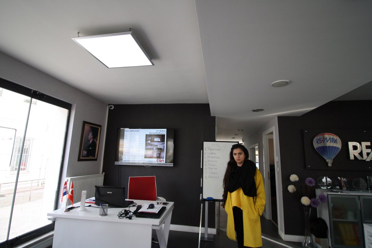 Yılın son haftasına müthiş bir enerji ile başladık... CAN ekip, yılı güzel kapatacak 💪🏻 @remaxcan_official @ankaraetkinlikleri #remax #remax #büyümek #ekip #portföy #remaxankara #ankara #haber #sektör #sektörel #tanıtım #cayyolu #ümitköy #beytepe #yasamkent #emlak #gayrimenkul