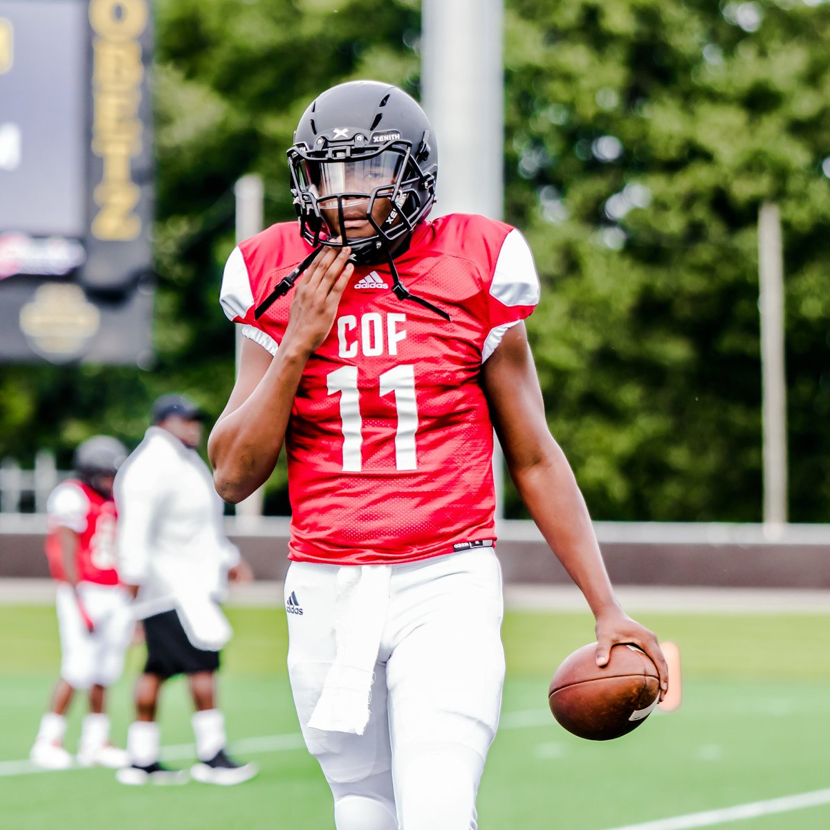 TvarisW's tweet photo. No caption 😈🏈 https://t.co/y3ClDihMAK
