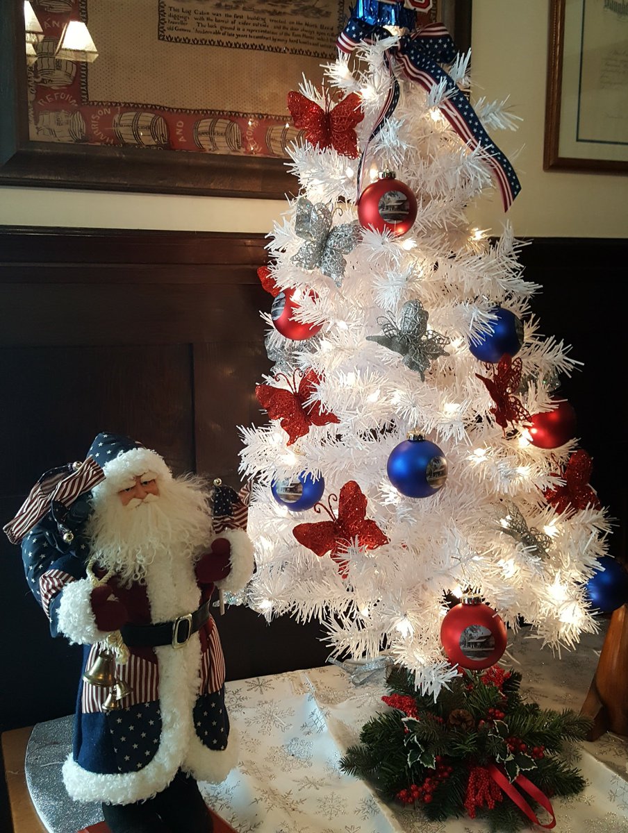 cssdar's tweet photo. Merry Christmas from the California State Society Daughters of the American Revolution! Wishing peace and joy to all of our members, their families and communities! #CSSDAR #TodaysDAR 🇺🇸 https://t.co/4lIRvXeZaF