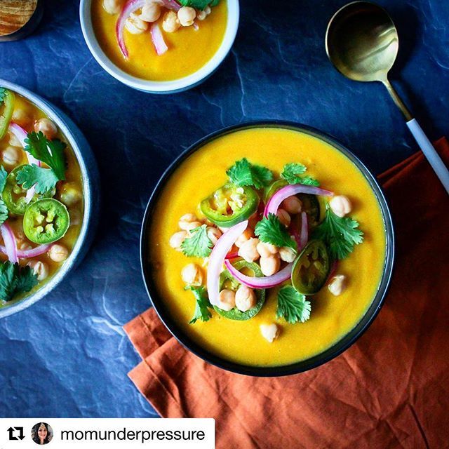 If we have to start thinking about being healthy after the holidaze, @momunderpressure has us covered with curried cauliflower soup! #tastytuesday #chicagogrammers bit.ly/2AeK3iw