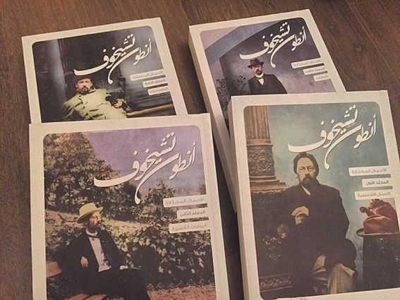 heekma's tweet photo. عليك أن تعلم علم اليقين بأن المرء يخوض صراعاً كبيراً بينه وبين نفسه كُل يوم مع ألف هَم وألف حُزن وألف ضَعف ليخرج أمامك بكُل هذا الثبات.

- أنطون تشيخوف⁩ https://t.co/yhM48R3X2y