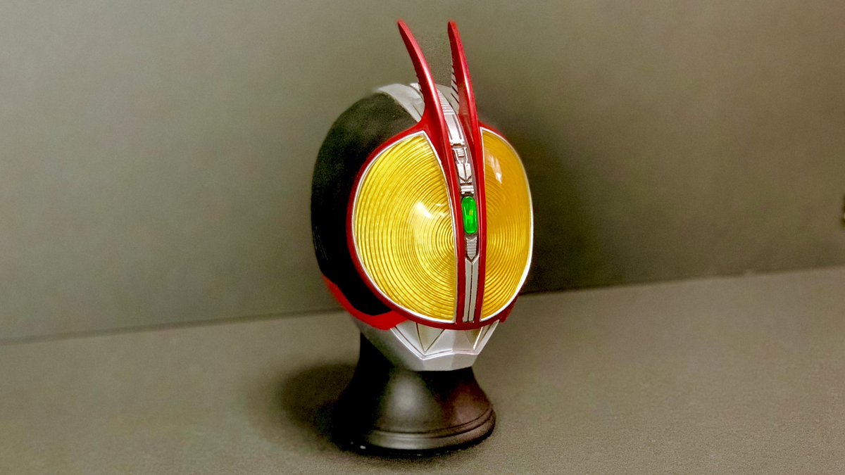 RMW仮面ライダーファイズ 1/2マスクレプリカ 当時の定価18,690円 1000