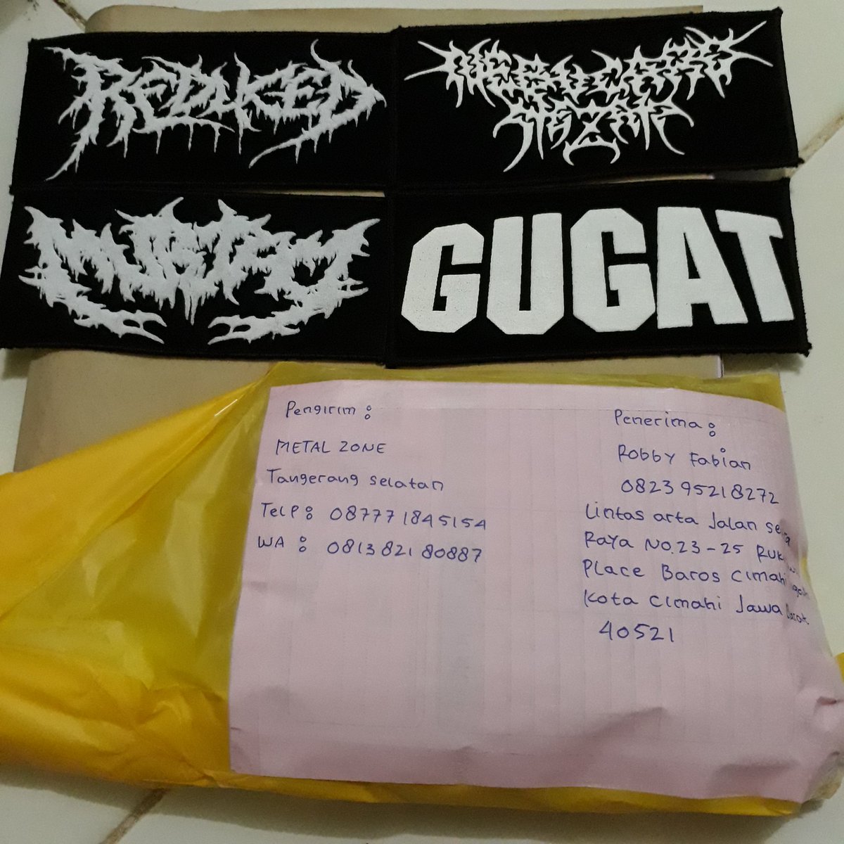 DaunMetalZone's tweet photo. Alhamdulillah Paket Emblem (Patch) Metal Sudah terkirim ke Cimahi dan Cirebon Thanks bor.. https://t.co/1qbwCpQfw8