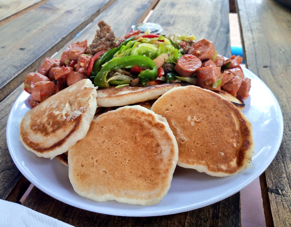 PancakeHubNG's tweet photo. Its #BoxingDay .......It shouldn't be so difficult decide what to have for breakfast or brunch?
#pancakehub #breakfastoptions #brunchoptions #MerryChristmas #funmeal #pancakes #sidesonthemenu #breakfastisserved #jibowupancakes https://t.co/5VkGeda9dp