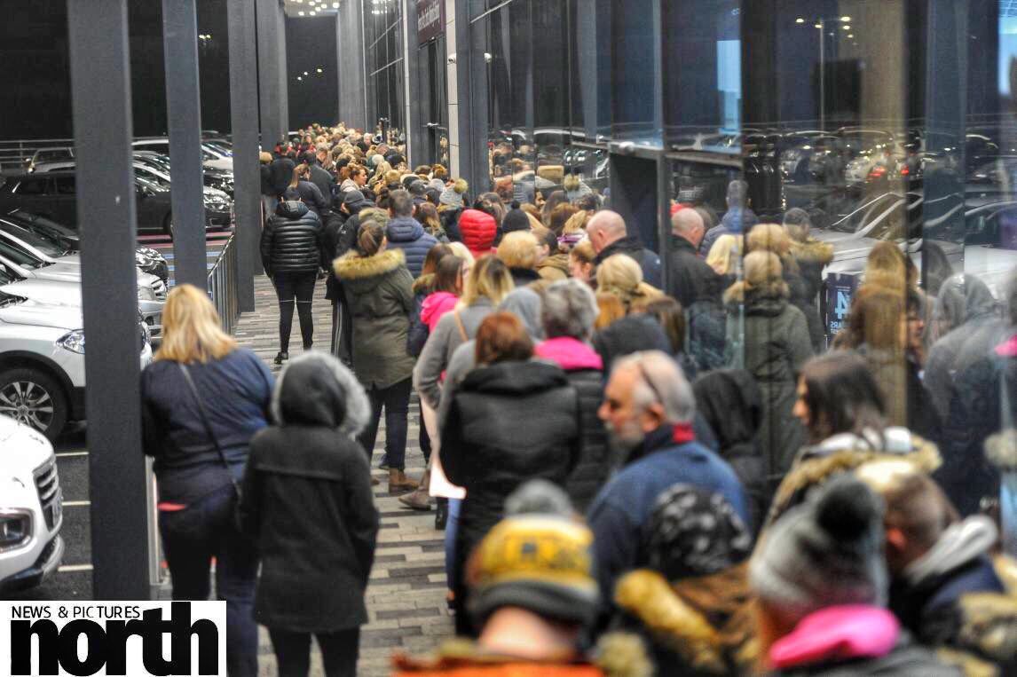 RaoulDixonNNP's tweet image. Huge queues 6AM Boxing Day at the Silverlink Retail Park North Tyneside for the start of the 2018 Next Sale #BoxingDaySales @nextofficial #nextsale